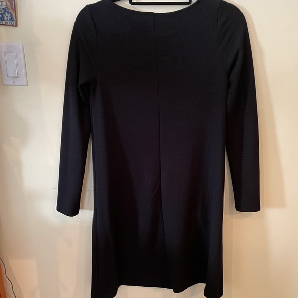 2 / $45 💥 Simple but special  black dress ✨✨ POCKETS - NWT - Picture 3 of 10